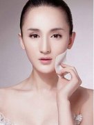 <b>告诉你肌肤补水的最佳时间</b>