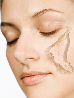 秋天皮肤干燥如何护理