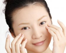 <b>油光脸肌肤该如何做好护理呢</b>