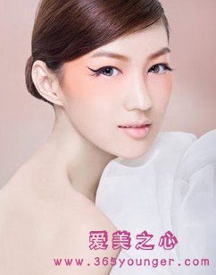 脸部肌肤补水滋润