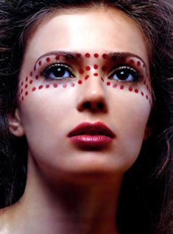 眼部肌肤如何护理才好