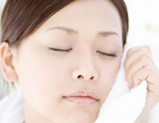 <b>怎么样才能消除脸部的“鱼泡眼”</b>