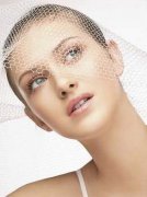 <b>毛孔粗大会导致补水效果失败</b>